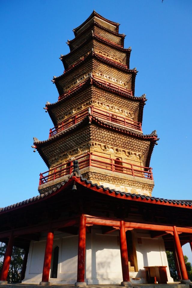 龟峰塔4.jpg